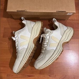 Veja Venturi White and Tan Sneakers